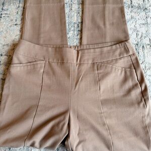 Chico’s So Slimming Beige Pants – Size 2.5